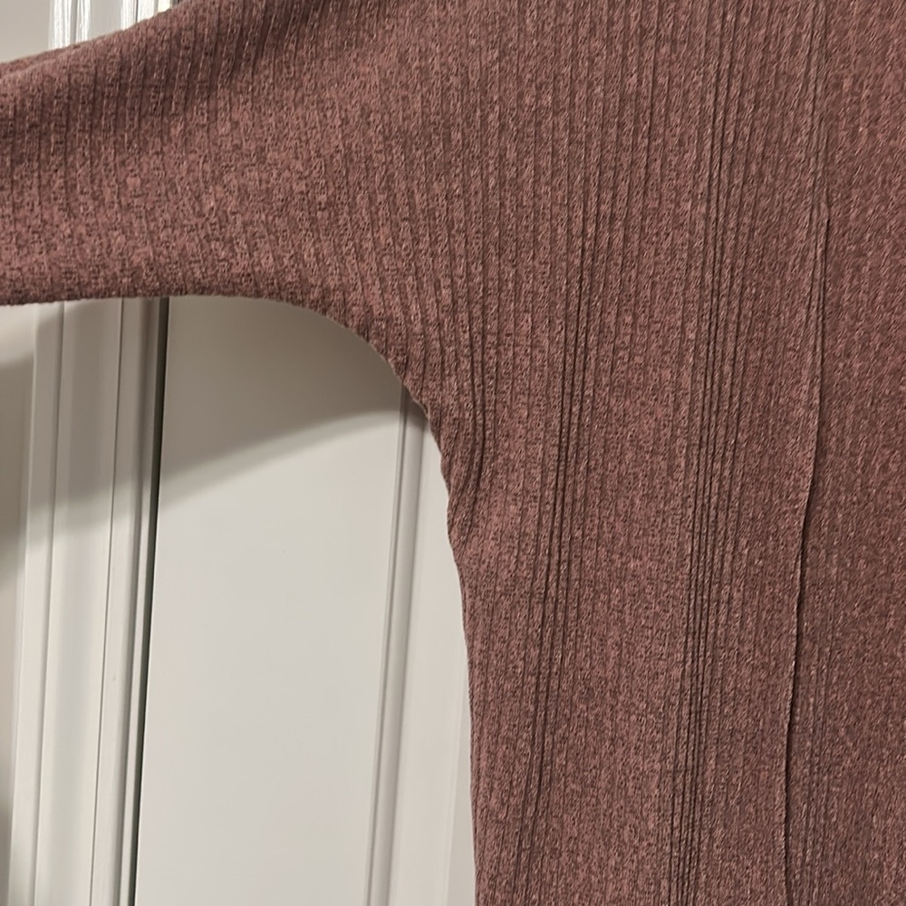 Olivia Rae Ribbed Cardigan - Picture 2 of 5